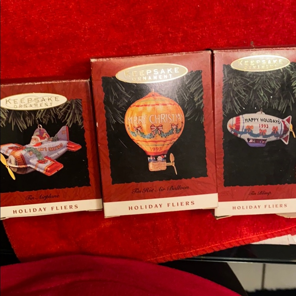 1993 Holiday Hallmark ornament metal flier set /3
